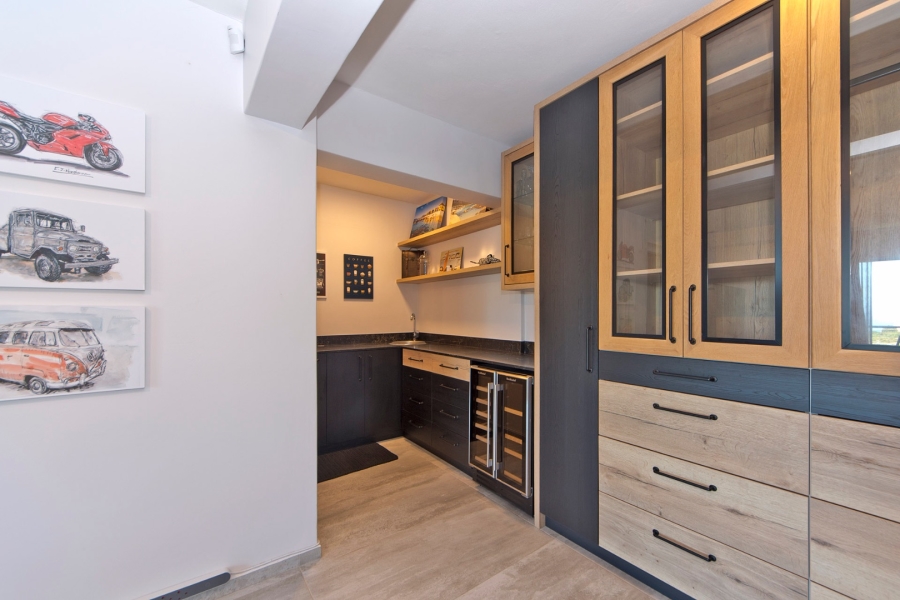 5 Bedroom Property for Sale in The Heads Western Cape